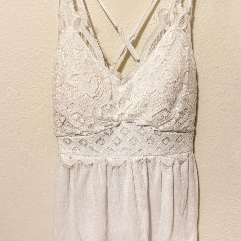 Elegant White Lace Dress